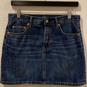 Gap blue denim miniskirt size 2